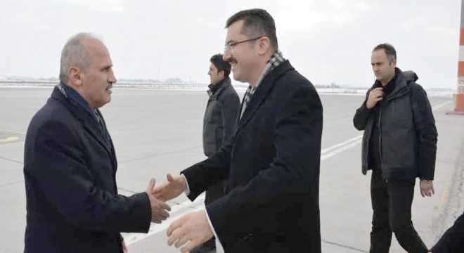 Bakan Turhan, Erzurum’da 